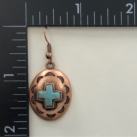 🌼 Copper Tone Turquoise Cross Western Concho Dangle Earrings - Picture 3 of 3